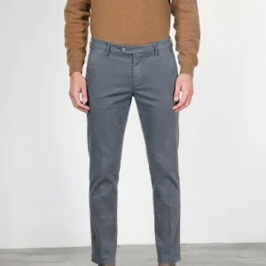 Torino Flex men’s chino pants in satin with slim fit ①