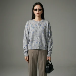 Cardigan Tricot Fleuri Vintage